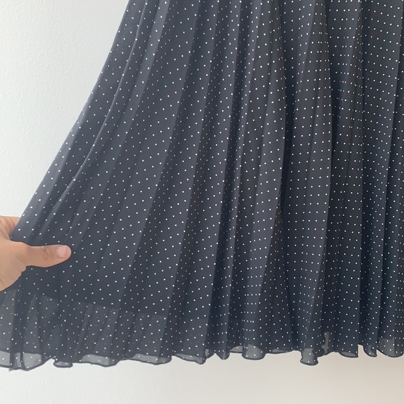 Flowy polka dot skirt - Picture 2 of 5